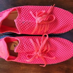 Men's Adidas!! Size 10!!